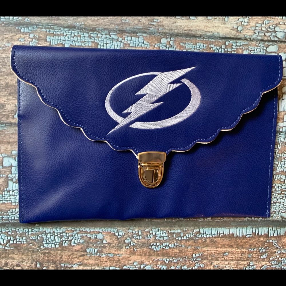 Tampa Bay Lightning Blue Envelope Clutch purse